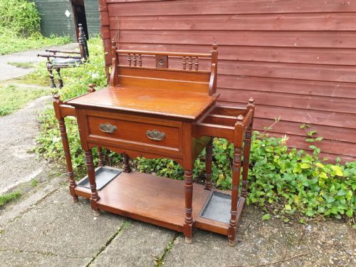 Useful Late Victorian Hall Table Umbrella Stand