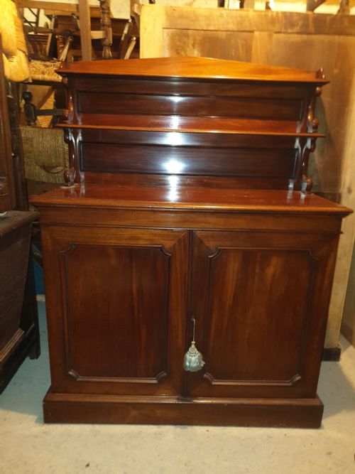 Early Victorian Mahogany Side Cabinet.
