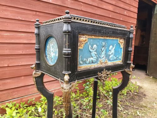 Decorative Victorian Jardinere