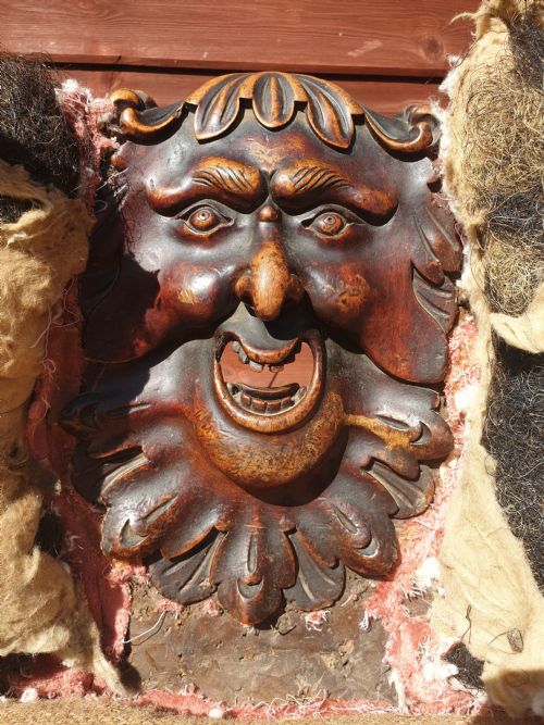 Well Carved Victorian Conversation Seat.