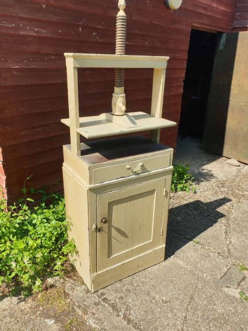 Regency Painted Country House Book Press.