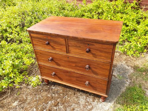 Neat and Practical Early Victorian Mahogany Chest of Drawers.