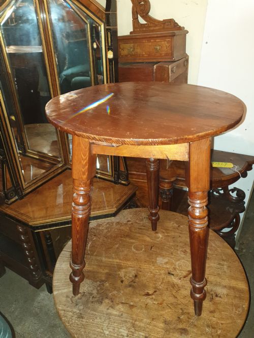 Late 19th Century Cricket Table