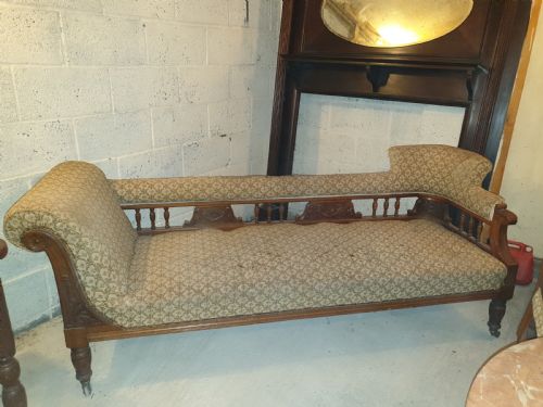 Large Late Victorian Oak Frame Chaise Longue