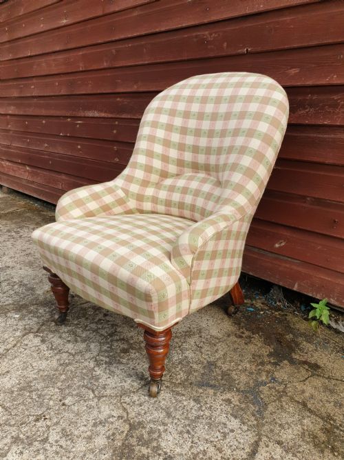 Good Victorian Upholstered Bedroom Chair.