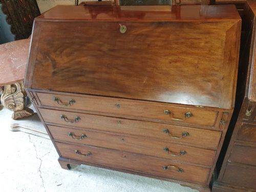 EARLY 19TH CENTURY MAHOGANY BUREAU - ADDITIONAL PHOTO 2
