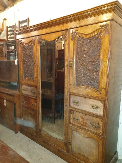 Good Quality Oak Wardrobe by Maple & Co.