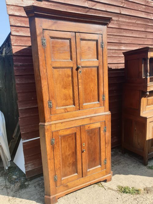18th Century Solid Oak 2 Part Corner Cupboard