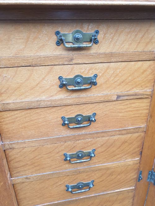 VICTORIAN OAK 8 DRAWER WELLINGTON CHEST - ADDITIONAL PHOTO 1