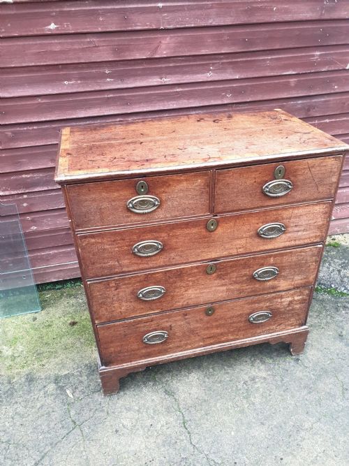 Late Georgian Oak Chest of Drawers.