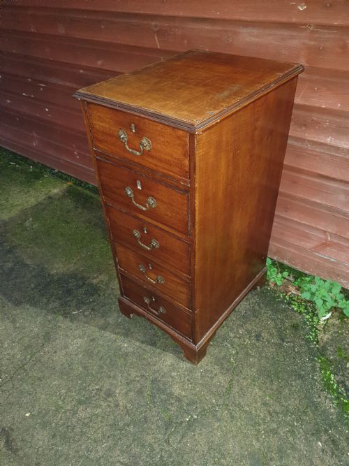 Late Georgian Mahogany 5 Drawer Office Chest.