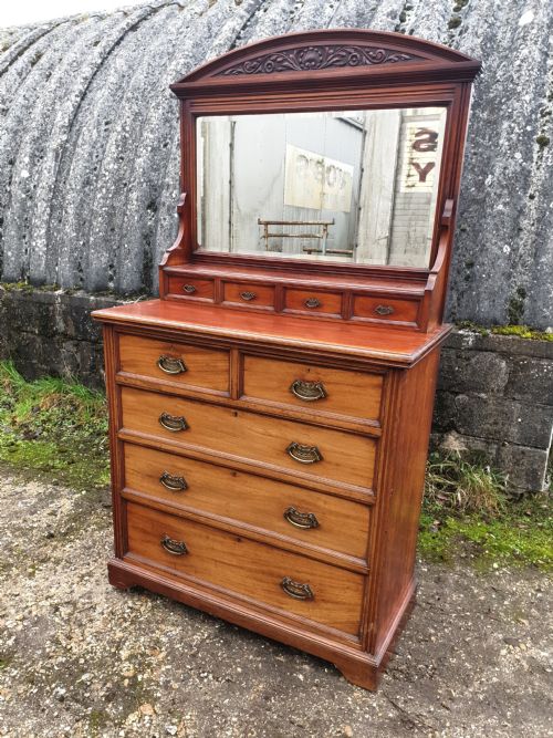 Good Practical Late Victorian Chest of Drawers with Mirror.