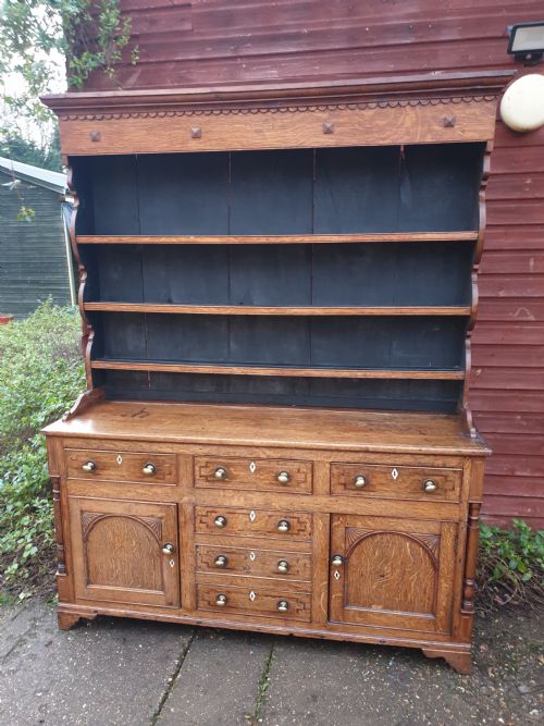 Early 19th Century Oak Dresser with Rack