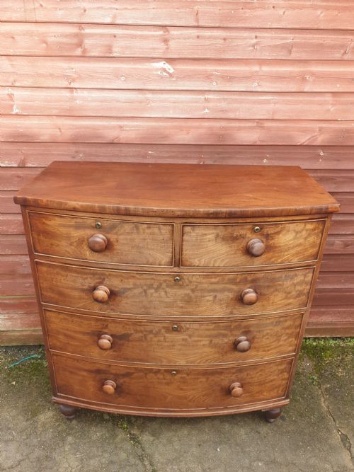 Good Practical Regency Mahogany Bow Front Chest of Drawers