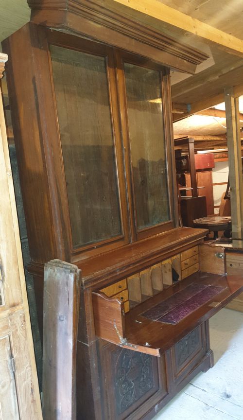 LATE VICTORIAN WALNUT SECRETAIRE BOOKCASE
