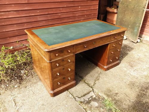 Good Sized Victorian Mahogany Pedestal Desk.
