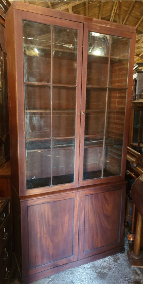 Late 18th Century Mahogany Bookcase Cabinet.