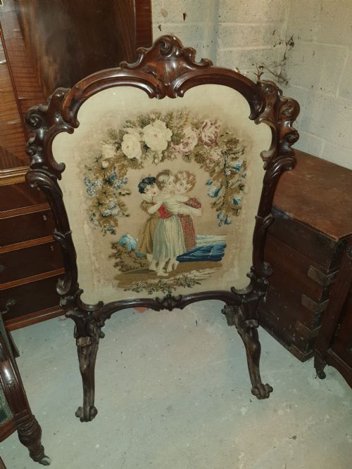 Good Quality Early Victorian Carved Rosewood Screen.