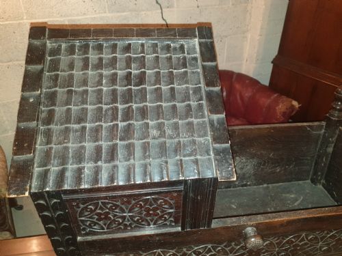 VICTORIAN CARVED OAK ROCKING CRADLE MAKE A GOOD LOG BASKET - ADDITIONAL PHOTO 1