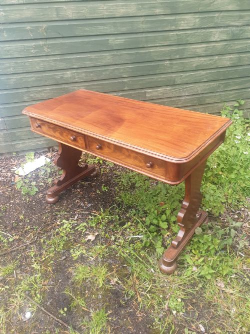 Mid Victorian Mahogany Sofa/side Table.