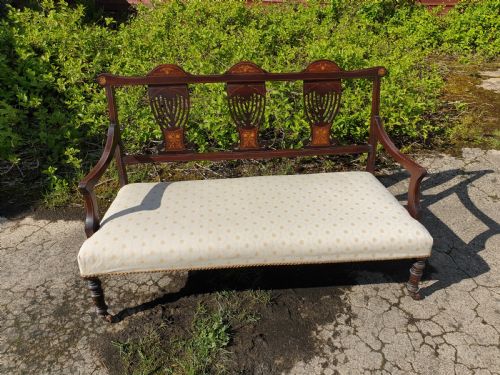 Edwardian Inlaid Mahogany "End of Bed" Sofa.
