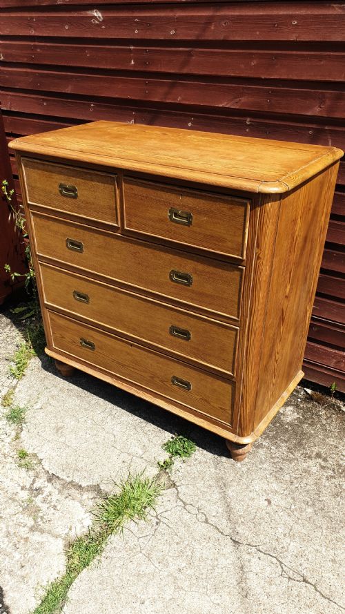Late Victorian Pitch Pine Chest of Drawers.