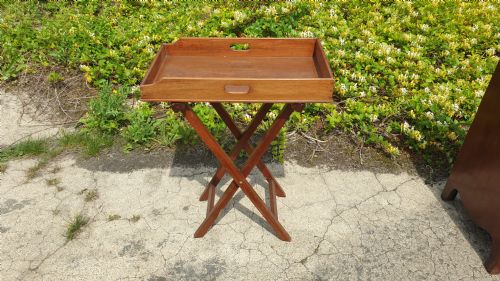 Mahogany Butlers Tray on Folding Stand.