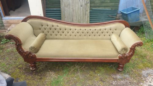 Large Early Victorian Mahogany Framed Chaise Longue.