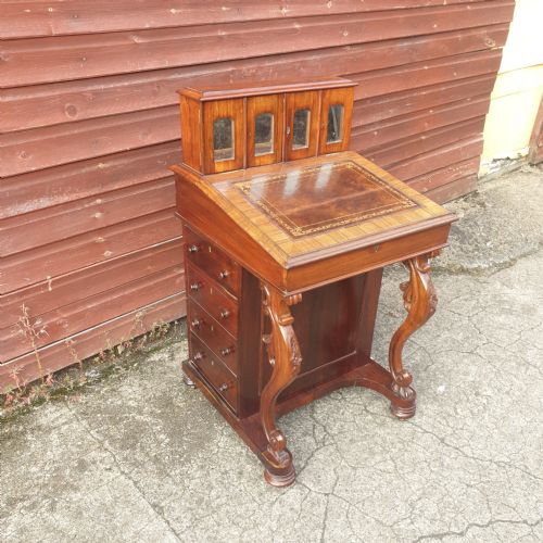 Early Victorian Rosewood Davenport