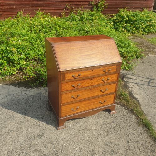 Edwardian Inlaid Mahogany 4 Drawer Writing Bureau.