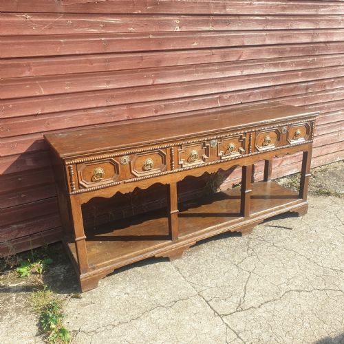 Late 19th Century Oak 3 Drawer Dresser Base.