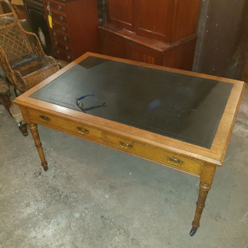 Large Late Victorian Oak Writing Table