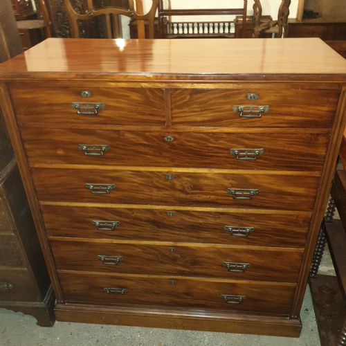 Good Solid Mahogany Late Victorian Chest of Drawers.