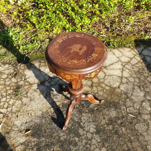 Victorian Inlaid Rosewood Trumpet Work Table.