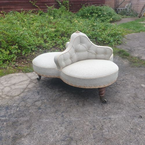 Victorian Conversation Centre Seat.