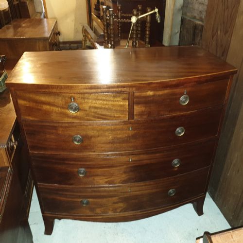 Late Georgian Mahogany Bow Front Chest of Drawers.