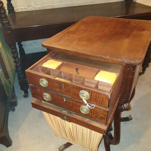 UNUSUAL REGENCY INLAID MAHOGANY WORK SEWING TABLE - ADDITIONAL PHOTO 4