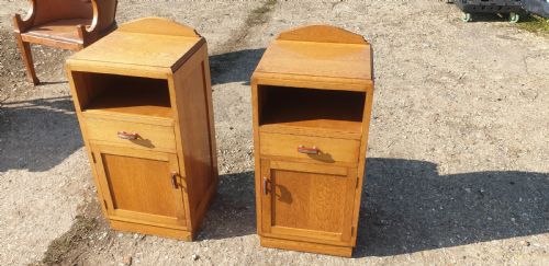 Pair of Oak Art Deco Bedside Cabinets.