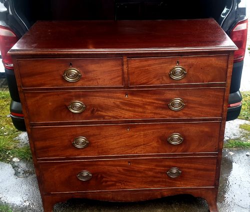 Regency Mahogany Chest of Drawers.
