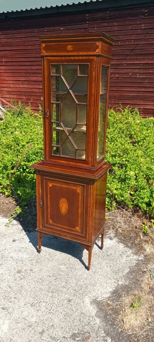 Edwardian Inlaid Mahogany 2 Part Display Cabinet.
