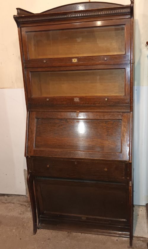 Oak Sectional Globe Wernicke Style Bureau Bookcase.