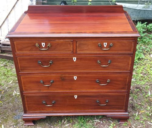 Late Georgian Inlaid Mahogany Chest of Drawers.