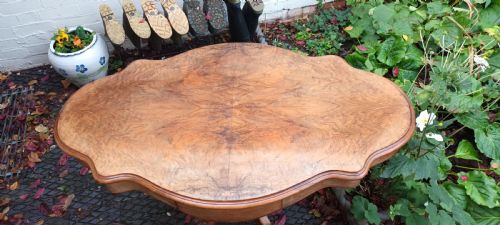 SHAPED TOP WALNUT 2 DRAWER CENTRE TABLE - ADDITIONAL PHOTO 6