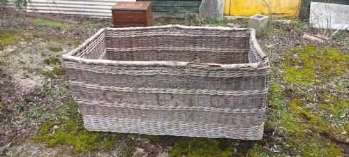 Very Large Wicker Work Basket.