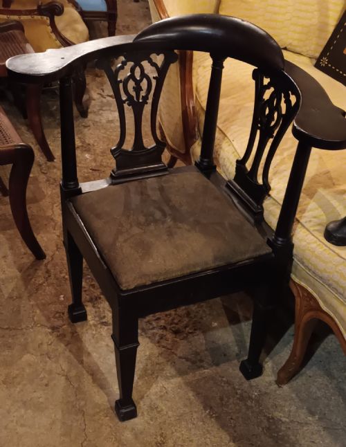 19th Century Mahogany Corner Chair with Drop in Seat.