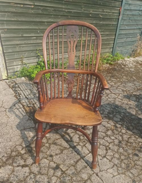 Victorian Yew Wood and Elm Windsor Armchair.