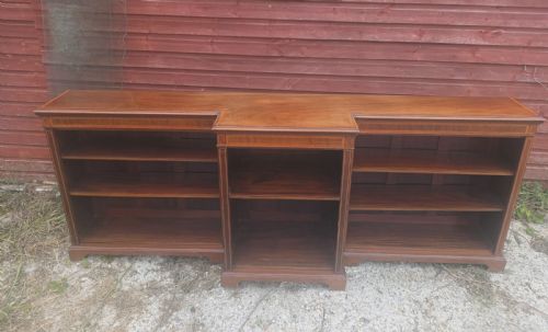 Edwardian Inlaid Mahogany Breakfront Open Bookcase.