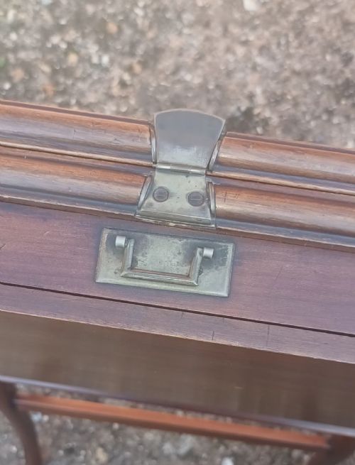 CAMPAIGN STYLE FOLDING GAMES TABLE - ADDITIONAL PHOTO 11