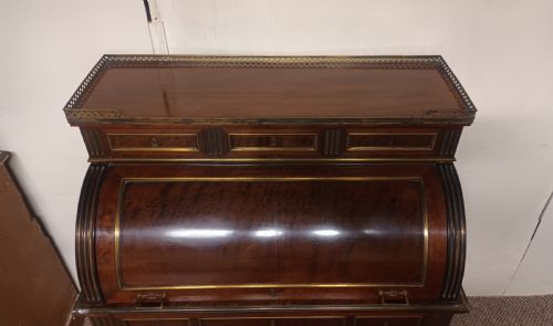 FRENCH MAHOGANY BRASS MOUNTED CYLINDER BUREAU - ADDITIONAL PHOTO 1