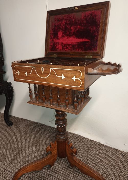 RARE AND UNUSUAL ANGLO INDIAN FITTED WORK TABLE - ADDITIONAL PHOTO 7